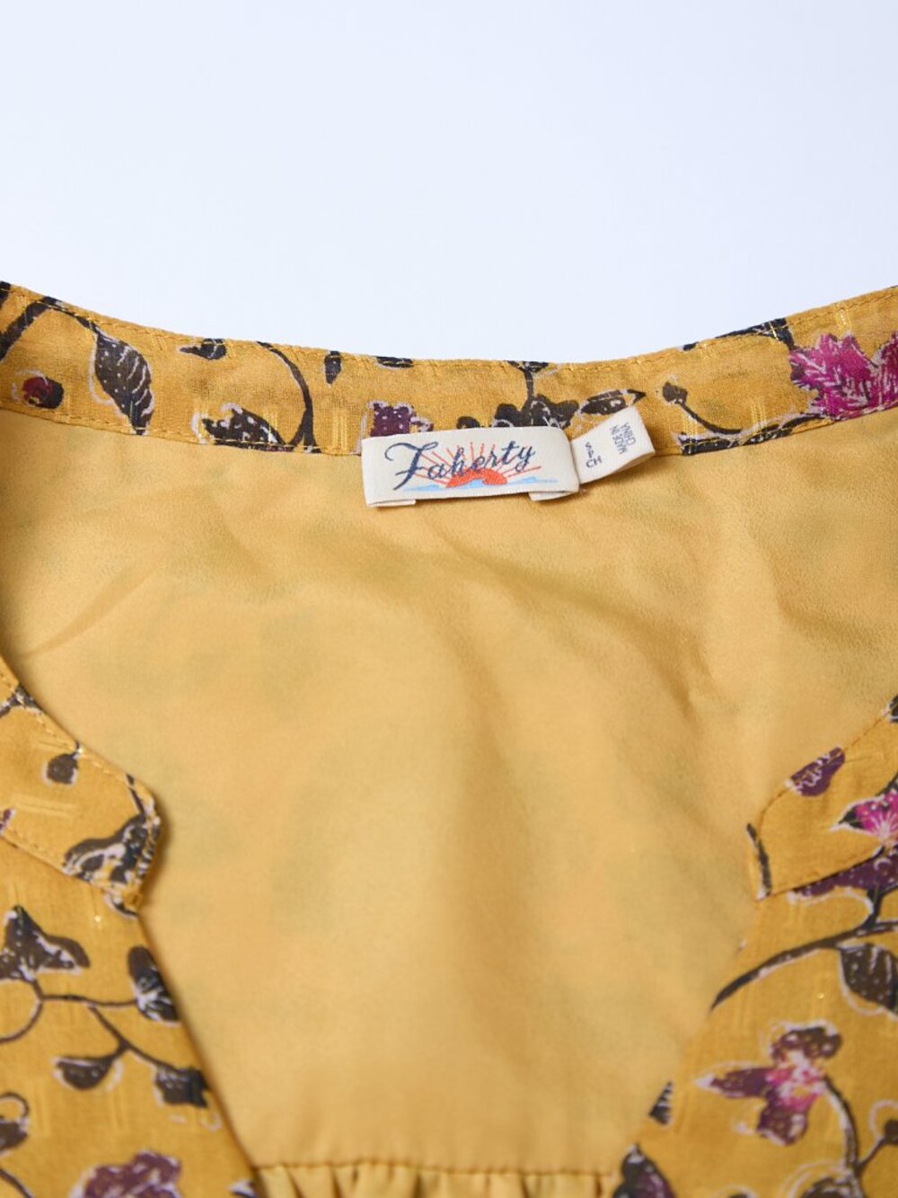 Faherty Silk Cotton Blend Floral Print Long Sleeve V-Neck Blouse Boho Summer - Picture 4 of 11